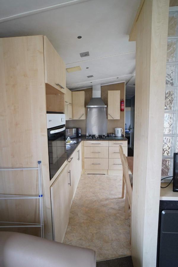 Villa Manor Park Hunstanton Pets Go Free Linen Included Exterior foto
